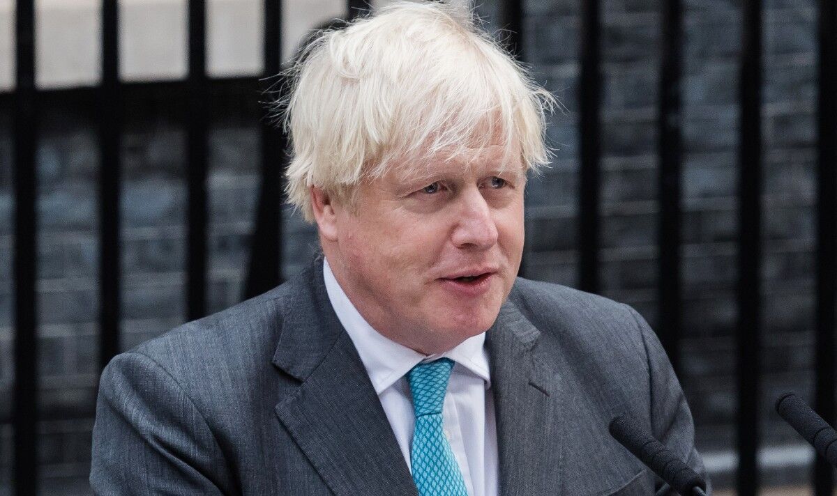 Boris Johnson reçoit un don de 1 million de livres sterling en signe majeur qu'il ne reculera pas de la politique
