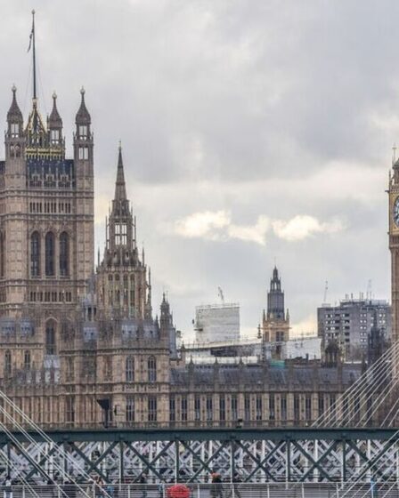 La restauration du Parlement explosée au milieu d'un « manteau de secret » alors qu'un député furieux « pourrait pleurer »