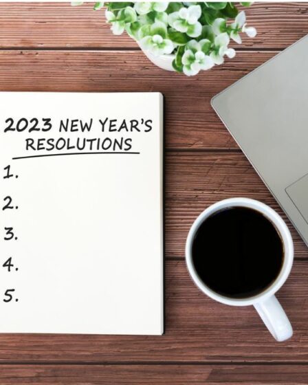 'Travailler, planifier, économiser' : 12 résolutions financières pour vous aider à prospérer en 2023