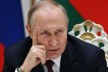 Ukraine EN DIRECT : Poutine a averti que "la division du pouvoir s'accroît" alors qu'il s'efforce de reprendre le contrôle