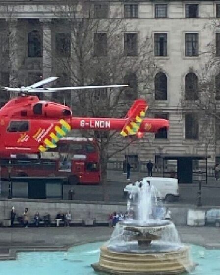 Une ambulance aérienne appelée à Trafalgar Square alors qu'un ouvrier est «grièvement blessé» dans un écrasement par un urinoir
