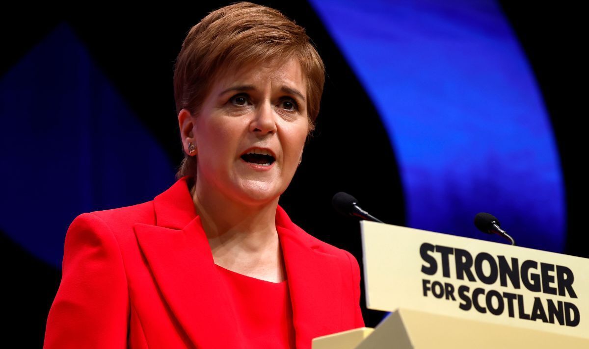 Nicola Sturgeon frappée par un nouveau cauchemar alors que le soutien à l'indépendance écossaise et au SNP s'effondre