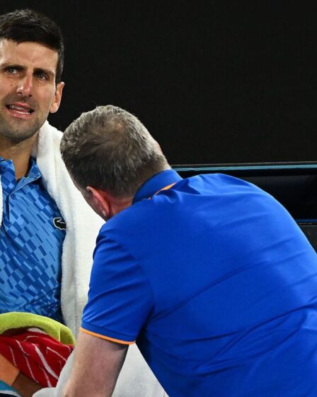 La réclamation pour blessure de Novak Djokovic fait l'objet d'un examen plus minutieux alors que l'olympien et le médecin pèsent tous les deux