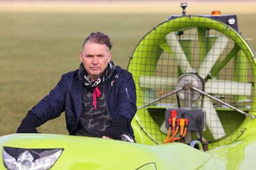 Le patron d'Ecotricity, Dale Vince, dévoile un aéroglisseur électrique pour restaurer les herbiers marins