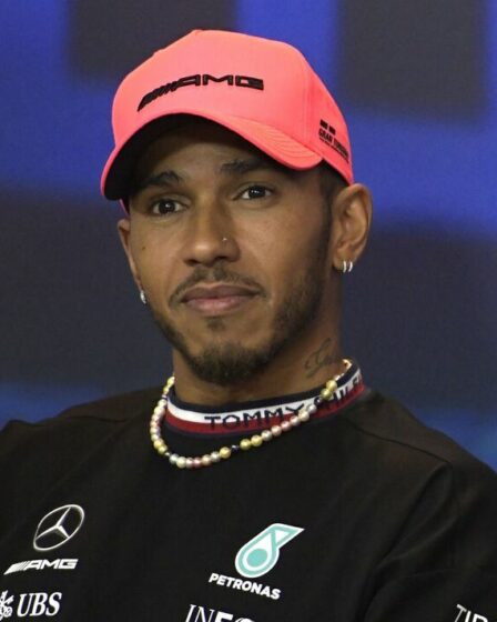 Lewis Hamilton "plus affamé maintenant" dans un message aux rivaux de la F1 avant le lancement de la voiture Mercedes