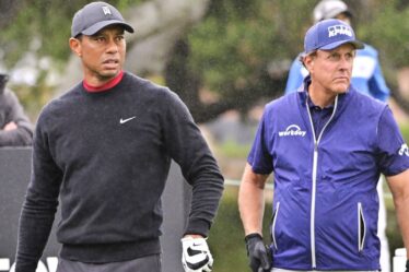 Phil Mickelson devient personnel avec Tiger Woods et co dans la dernière fouille de la PGA