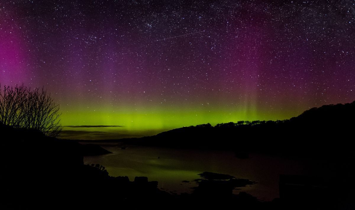Chercher!  Spectacle d'aurores boréales pour orner le ciel au-dessus de l'Écosse en quelques heures