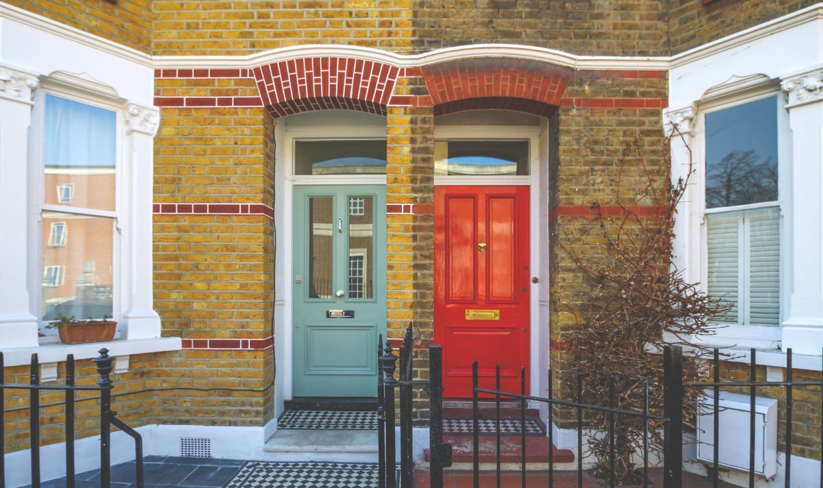 La couleur clé de la porte d'entrée pour "augmenter" le prix de votre maison de 36 % - contribue à "attirer l'attention"