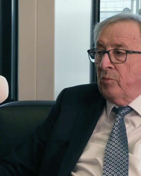 L'ancien patron de Bruxelles Juncker appelle à l'armée de l'UE et à la liberté de mouvement entre le Royaume-Uni et le bloc