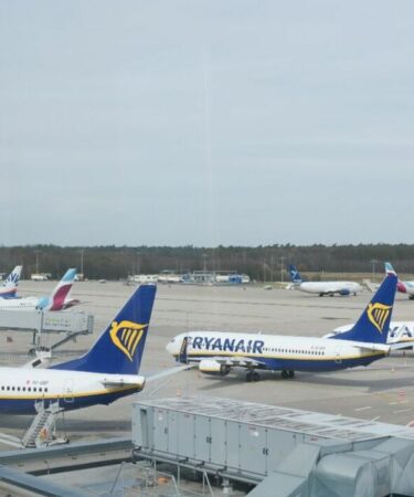 Ryanair émet un avertissement de voyage pour les «annulations» et les «retards» de vols de vacances en avril