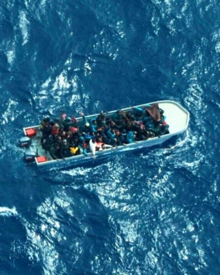 Un bateau de migrants chavire avec 30 morts présumés après un accident sur un navire transportant 47 personnes