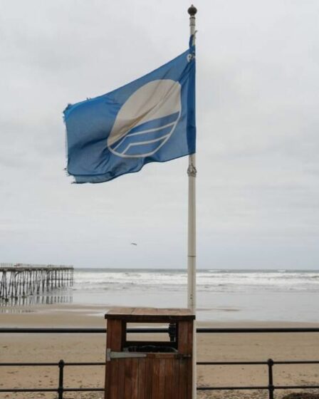 Les entreprises des eaux déversent 1 500 fois des déversements d'eaux usées sur les plages Pavillon Bleu l'an dernier