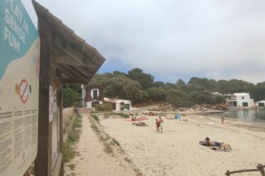 Les patrons du tourisme d'Ibiza, de Majorque et de Minorque interdisent de fumer sur 28 plages