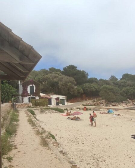 Les patrons du tourisme d'Ibiza, de Majorque et de Minorque interdisent de fumer sur 28 plages