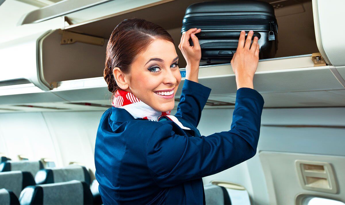 Les hacks de bagages des agents de bord peuvent vous protéger des dangers "fous", économiser de l'argent et plus encore