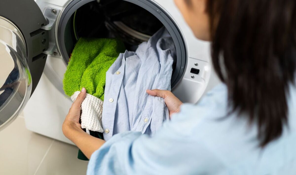 Bannissez les "mauvaises odeurs" des machines à laver à l'aide d'un simple nettoyant - il ne "sentera plus"