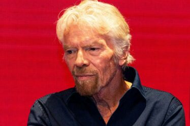 Date limite pour les soumissionnaires de Virgin Orbit car il apparaît que Branson a perdu 1,8 milliard de livres sterling en un an