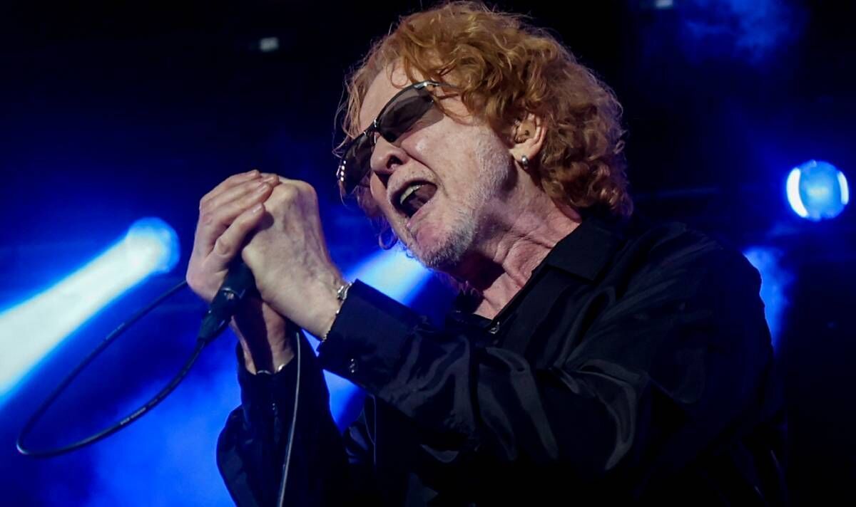 La star de Simply Red, Mick Hucknall, recrée le « cycle du génie » avec le nouvel album Time