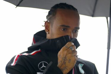 F1 LIVE: Lewis Hamilton dans la bévue de Mercedes alors que l'effronté George Russell veut une enquête