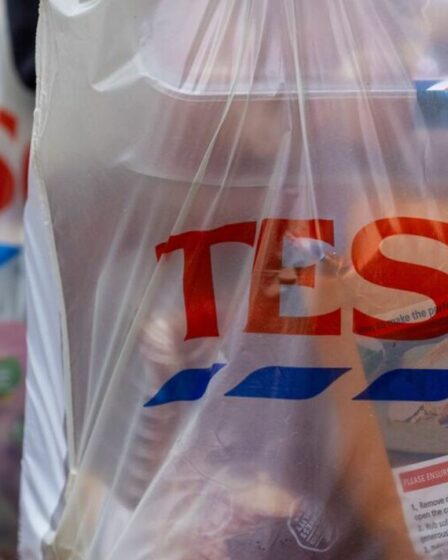 Les acheteurs furieux de Tesco dénoncent les prix « peu clairs » des offres Clubcard – « mon principal reproche »