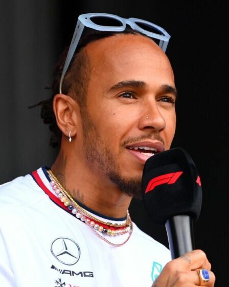 Lewis Hamilton prend ses distances avec Mercedes alors que Toto Wolff penche pour Red Bull