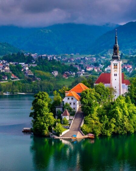 Un expert en voyages partage les meilleures destinations de l'année sabbatique pour les routards - La Slovénie en tête de liste