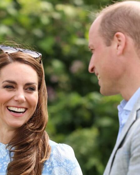 La princesse Kate « est magnifique » dans une robe bleu bleuet à 550 £ au polo aujourd'hui