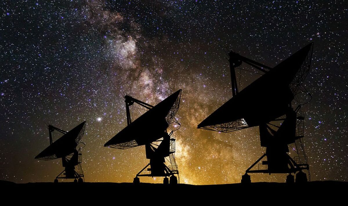 Les scientifiques déconcertés par les signaux radio étranges envoyés sur Terre depuis l'espace pendant 35 ans