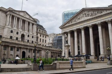 La banque a averti de ne pas ruiner les espoirs d'un retour à l'économie "Goldilocks" après la hausse de la croissance par choc
