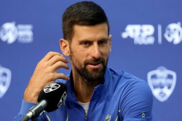 Novak Djokovic entre dans le débat sur le calendrier alors que l'arrivée à 3 heures du matin déclenche une dispute