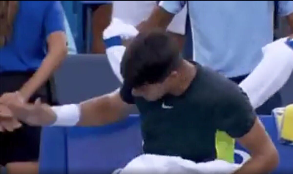 Novak Djokovic se met enfin sous la peau de Carlos Alcaraz alors que l'Espagnol perd son sang-froid