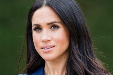 Royal Family LIVE: Meghan Markle craignait d'être éclipsée par Victoria Beckham, selon l'auteur