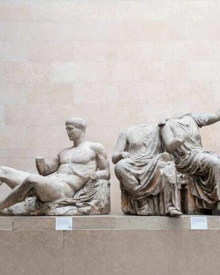 Pas de question de propriété : le British Museum devrait restituer les marbres d'Elgin