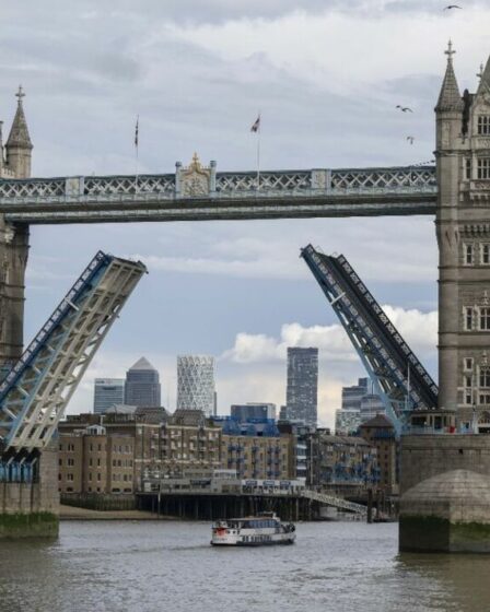 Le Tower Bridge de Londres n'a pas pu fermer, provoquant un chaos de circulation
