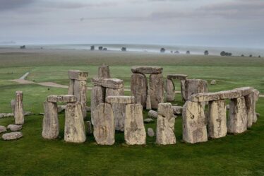 Le « cimetière d’élite » de Stonehenge « réécrit l’histoire » de l’ancien mégalithe britannique