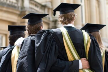 Le coût des études universitaires devrait augmenter de 5 000 £ cette année universitaire, selon une étude