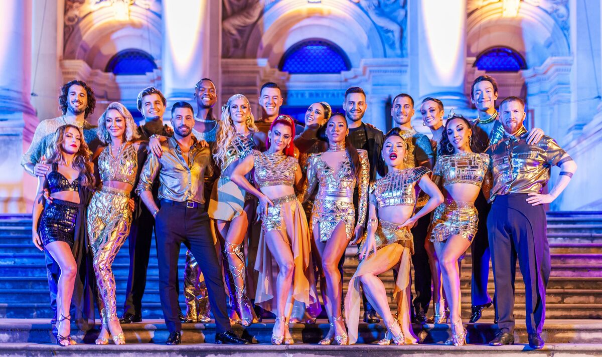 Les stars de Strictly Come Dancing éblouissent dans une nouvelle bande-annonce confirmant la liste des danseurs professionnels