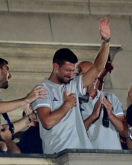 Novak Djokovic en larmes sur le célèbre balcon serbe après sa victoire à l'US Open
