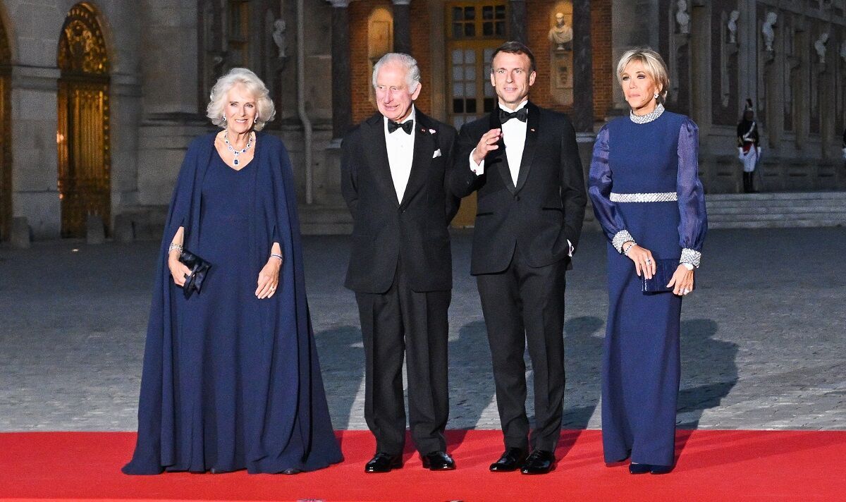 Visite du Roi et de la Reine EN DIRECT : Charles et Camilla arrivent à Versailles pour le grand banquet d'État