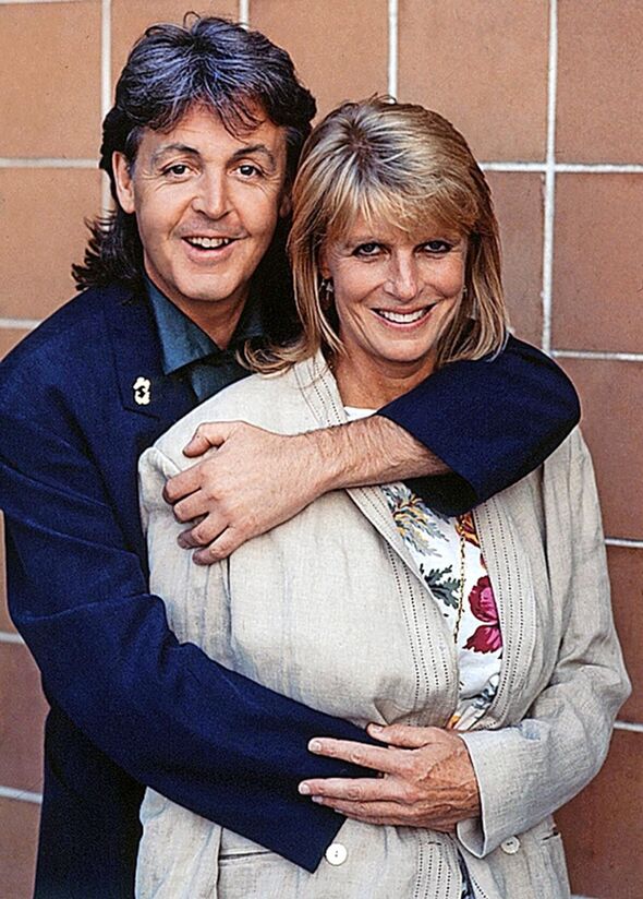 Paul McCartney avec sa première épouse Linda Eastman