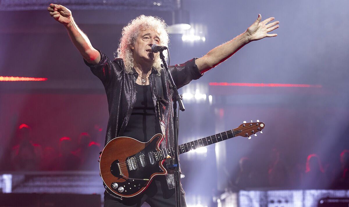 Brian May partage un moment « sous haute pression » avec Queen pour lequel il se sent « très critique »