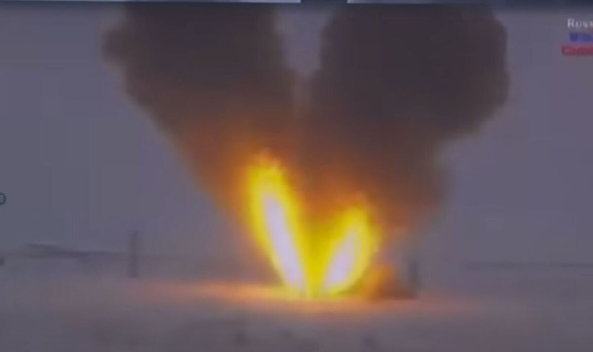 Poutine menace l’Occident avec un missile hypersonique mortel « météorite » alors qu’il est « prêt au combat »