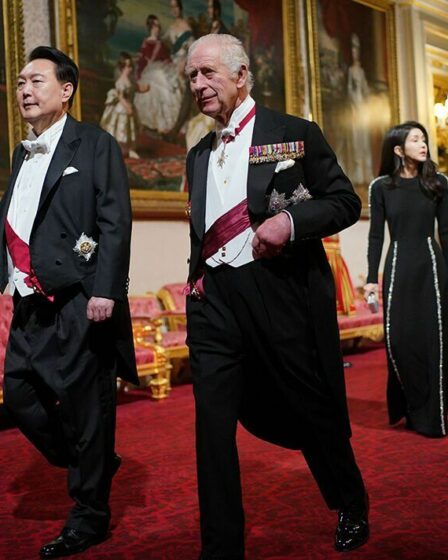 Le discours léger du roi Charles laisse le président Yoon rire au banquet