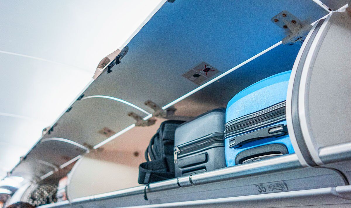 Le bagage à main « parfait » convient aux Jet2, easyJet, TUI et plus, sans risque de frais supplémentaires