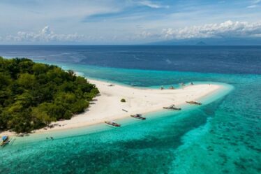 Le magnifique pays avec 7 000 îles ridicules et certaines des plus belles plages du monde