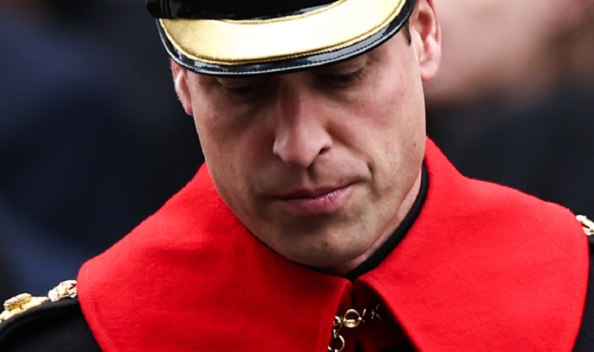 Le prince William a montré des signes de « tension intérieure » avec un geste clé lors de la cérémonie du jour du Souvenir