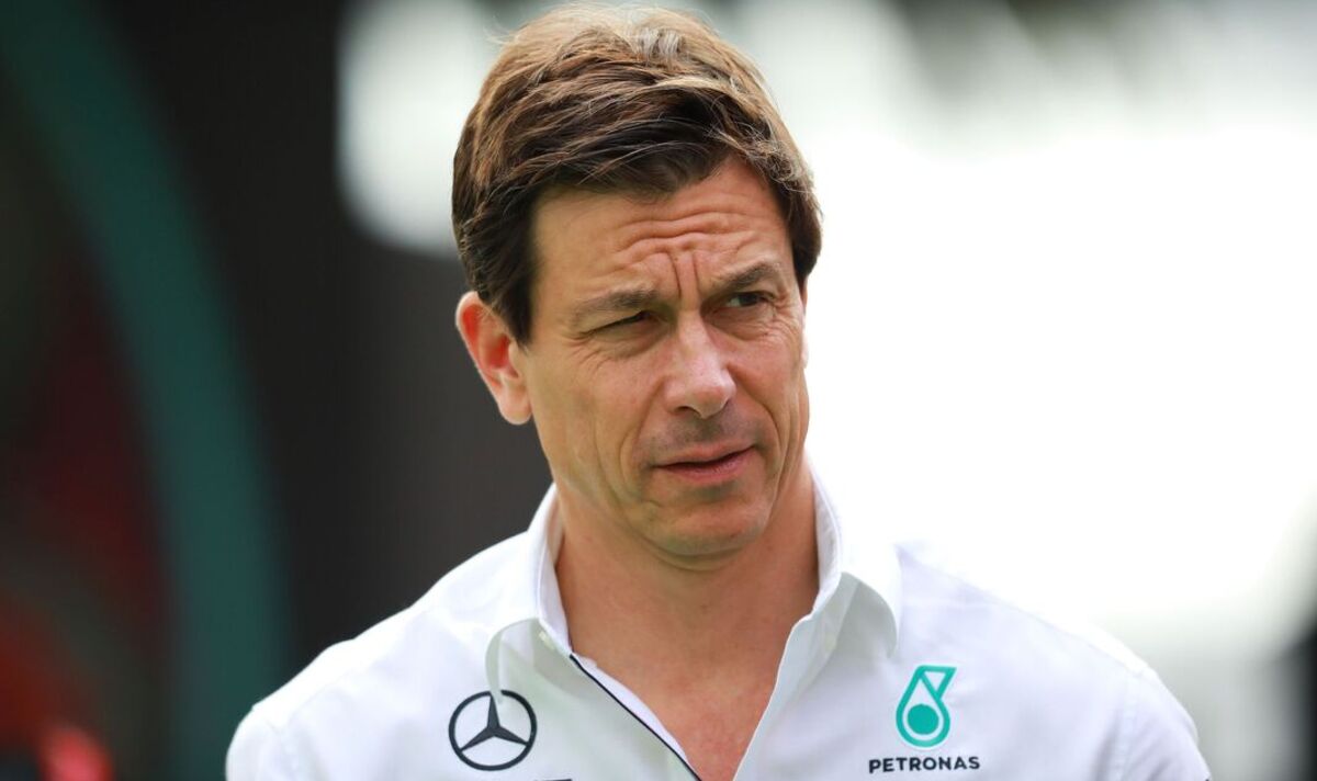 Les salaires de Toto Wolff subissent une énorme baisse alors que les problèmes de Mercedes en F1 font des ravages