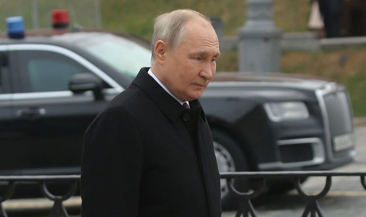 Poutine humilié alors que les missiles bancals échouent lors d'un test alors que la force de la Russie diminue