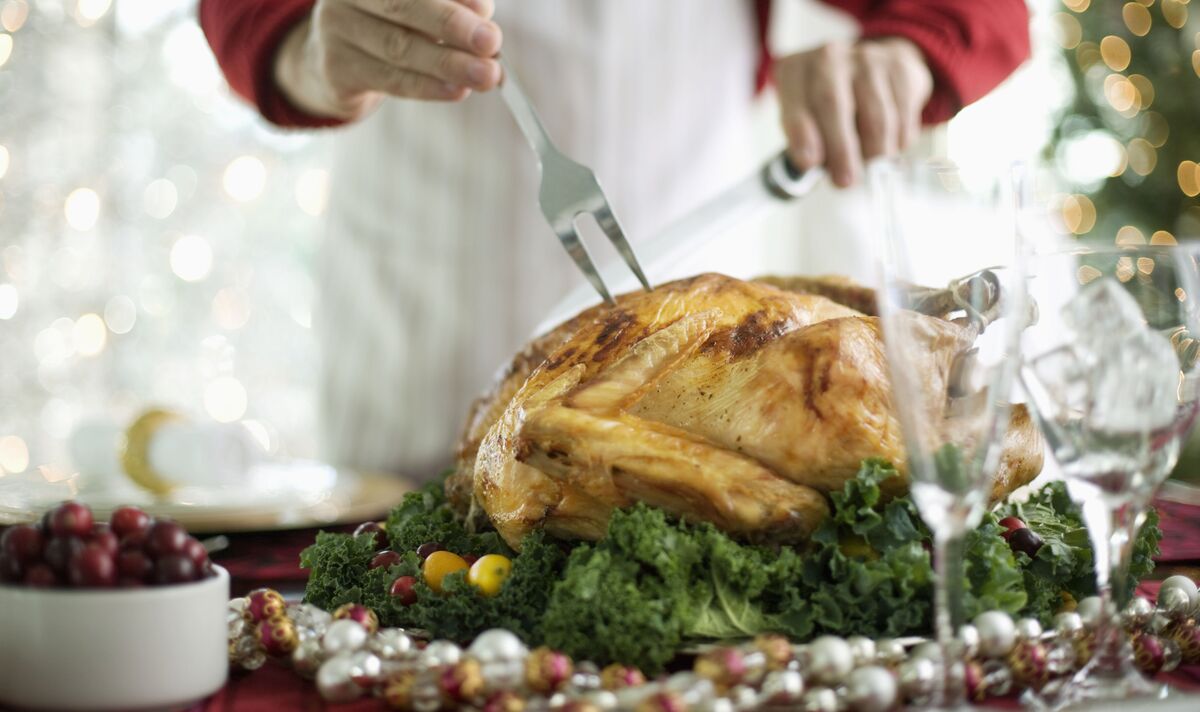 La dinde de Noël « ruinée » EN DIRECT : les Britanniques critiquent Tesco, Asda et Sainsbury's pour de la nourriture « pourrie »