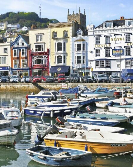 Les jolies petites villes balnéaires du Royaume-Uni se ruent vers les « meilleurs sandwichs au crabe »